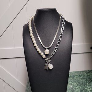 2 Piece Pearl Necklace Set